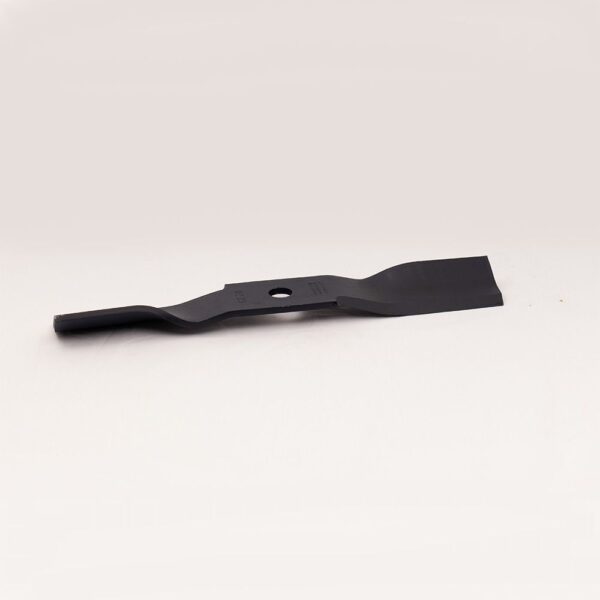 BLADE JOHN DEERE 48" DECK  1.32KG