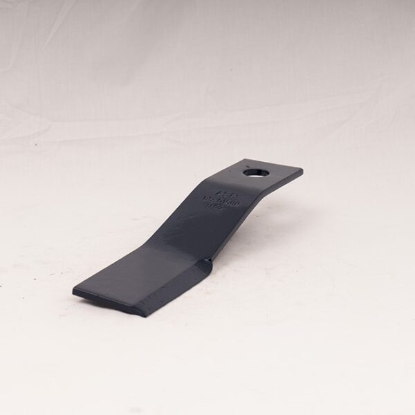 BLADE SLASHER SUIT BERENDS, JARRETT ETC  1.08KG